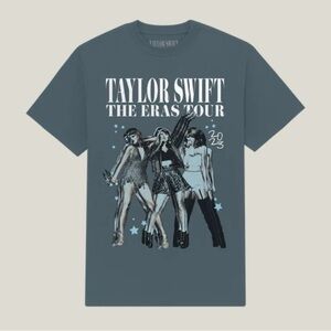 NWT Official Taylor Swift The Eras Tour‎ 1989 Album Tshirt